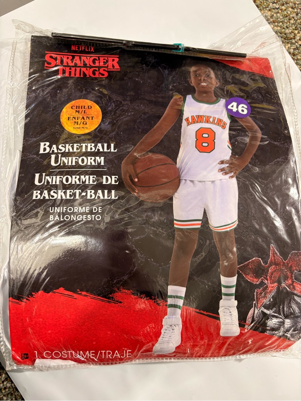 Hawkins White Basketball Kids Costume size medium.  Missing socks-New